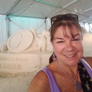 Meet your Posher, Denise